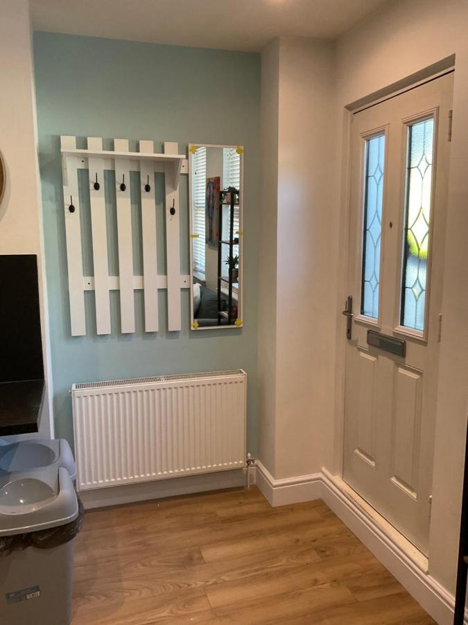 2 Bed Home From Home Apartment 41 London Exterior photo